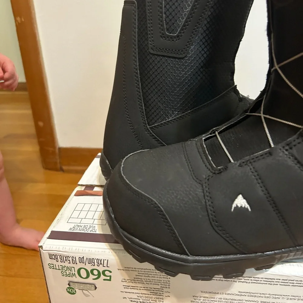 Burton Moto Boa Snowboard Boots Men's Size 10